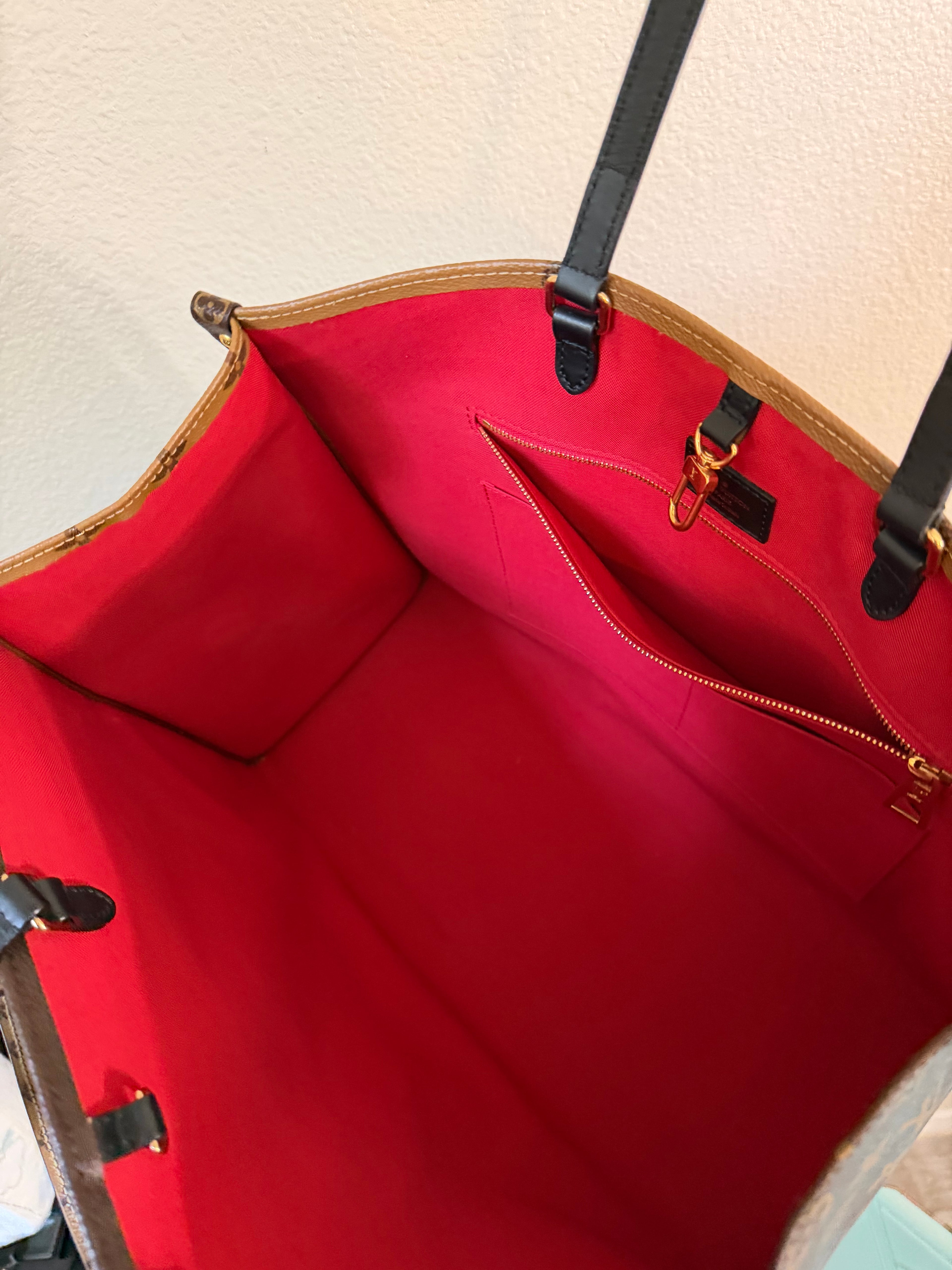 Louis Vuitton On The Go Reverse Monogram