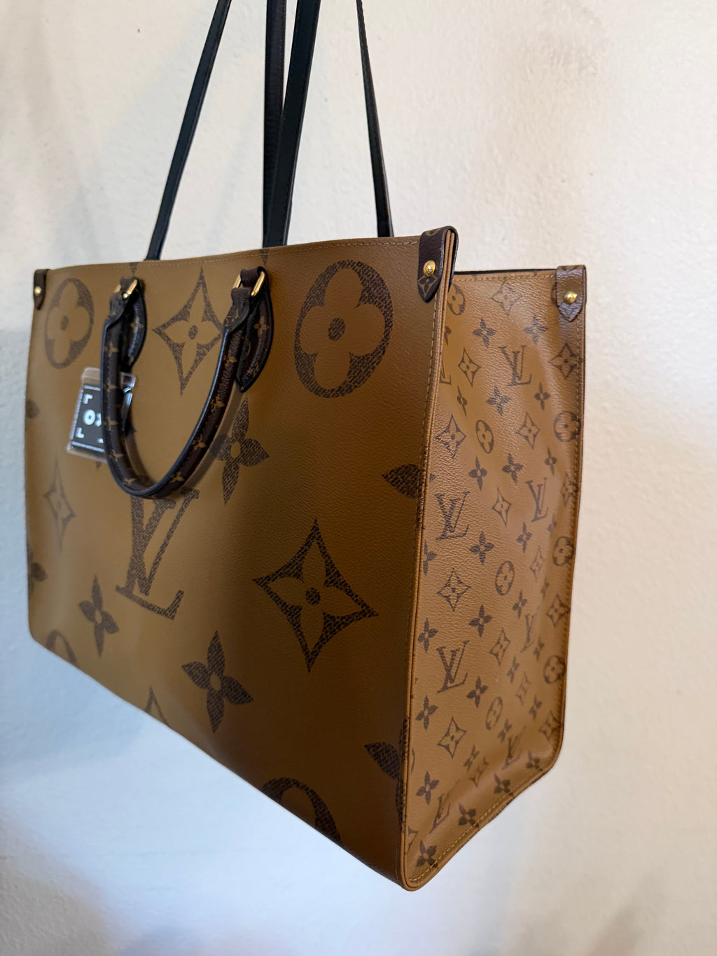 Louis Vuitton On The Go Reverse Monogram
