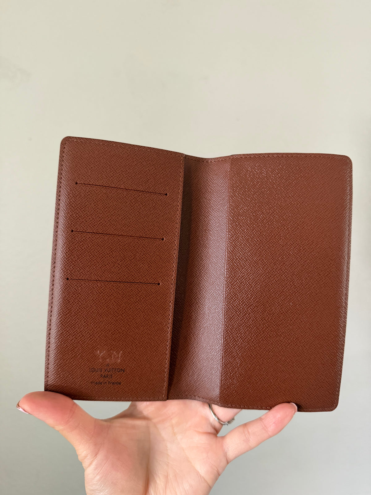 Louis Vuitton Vintage Checkbook