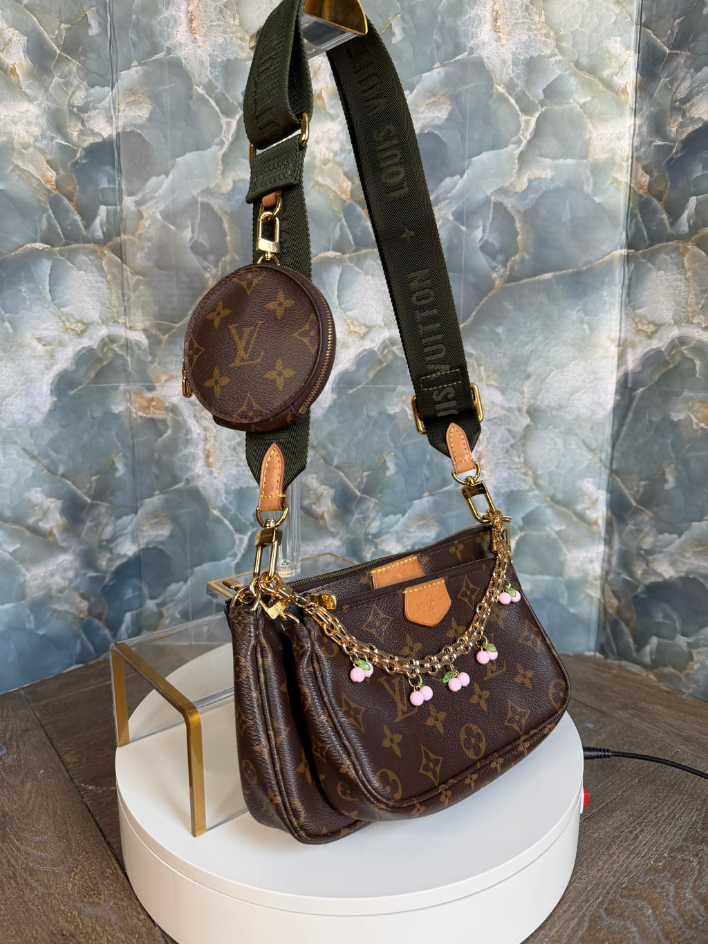 Louis Vuitton Multi Pochette