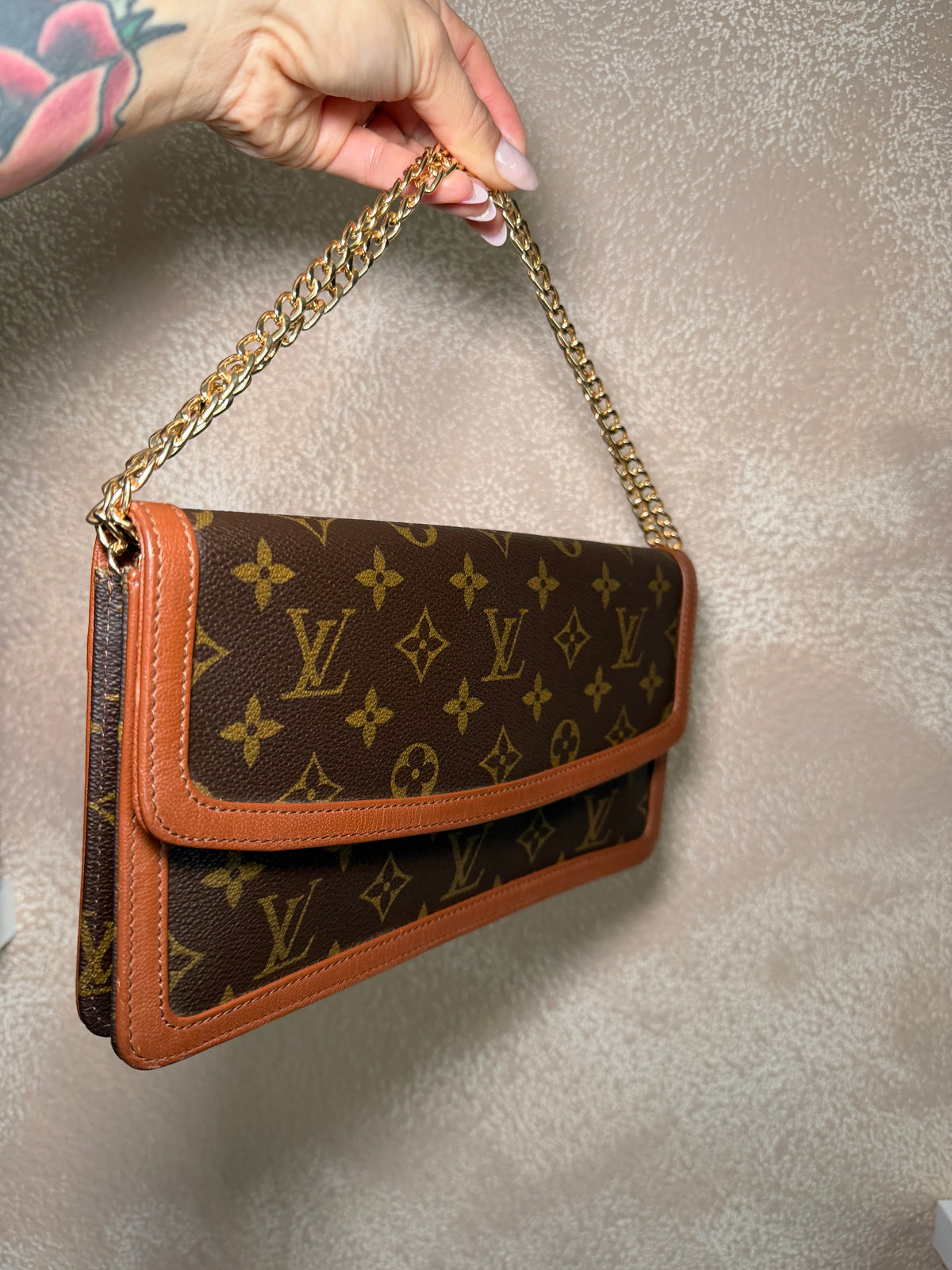 Louis Vuitton Dam Clutch