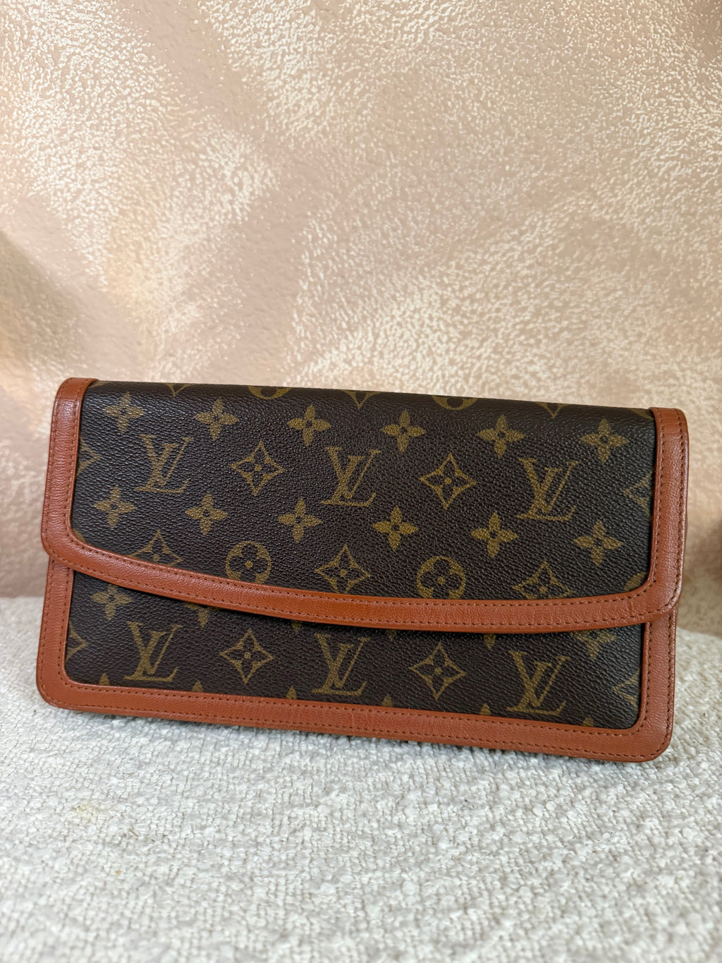 Louis Vuitton Dam Clutch
