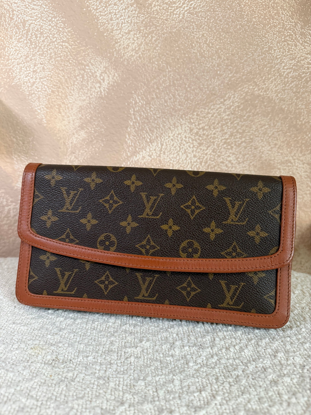 Louis Vuitton Dam Clutch