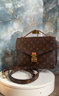 Louis Vuitton Metis Pochette