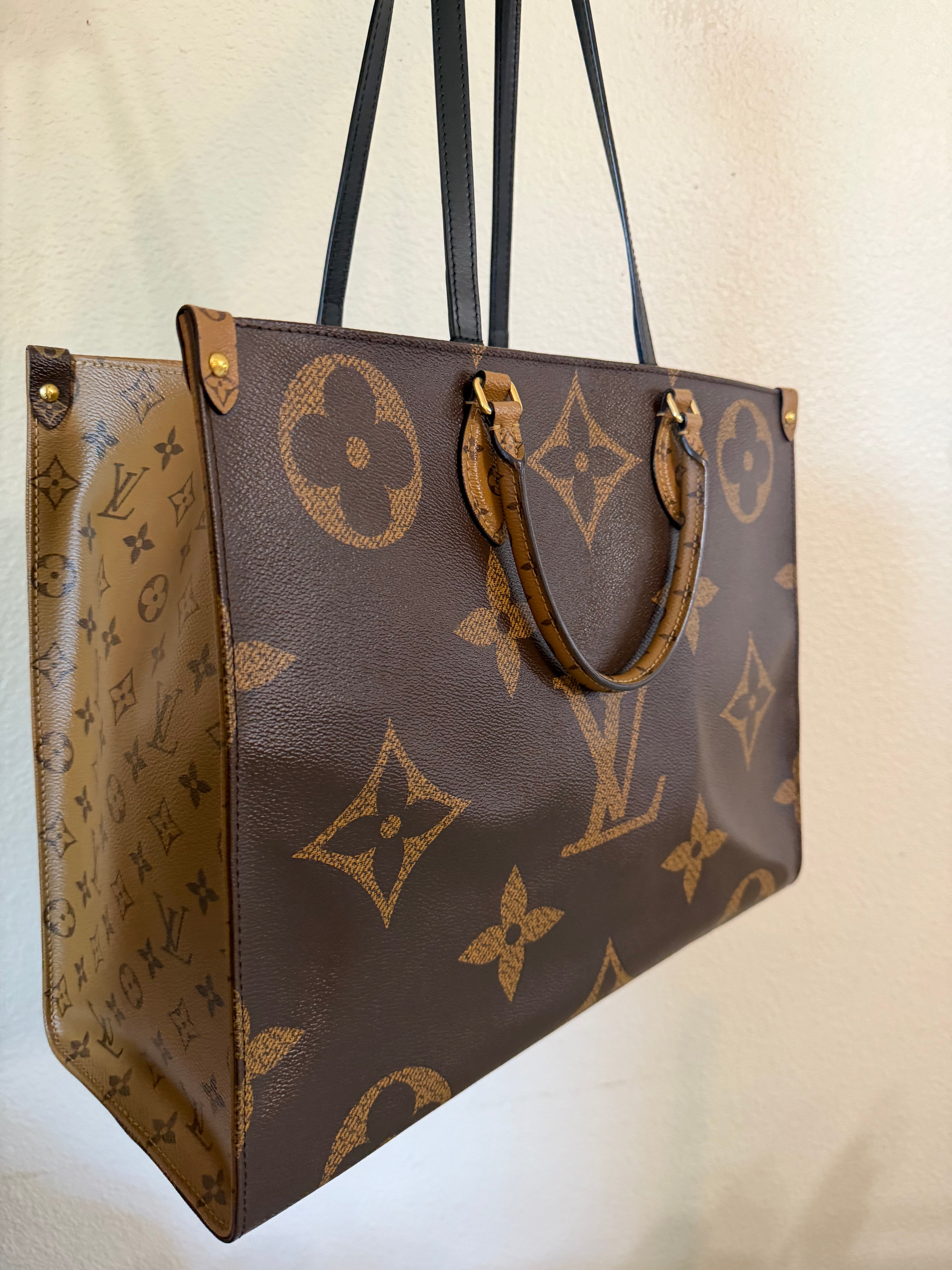 Louis Vuitton On The Go Reverse Monogram