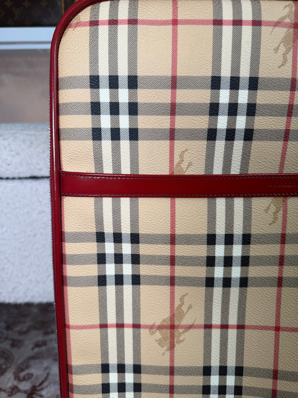 Burberry Carry On