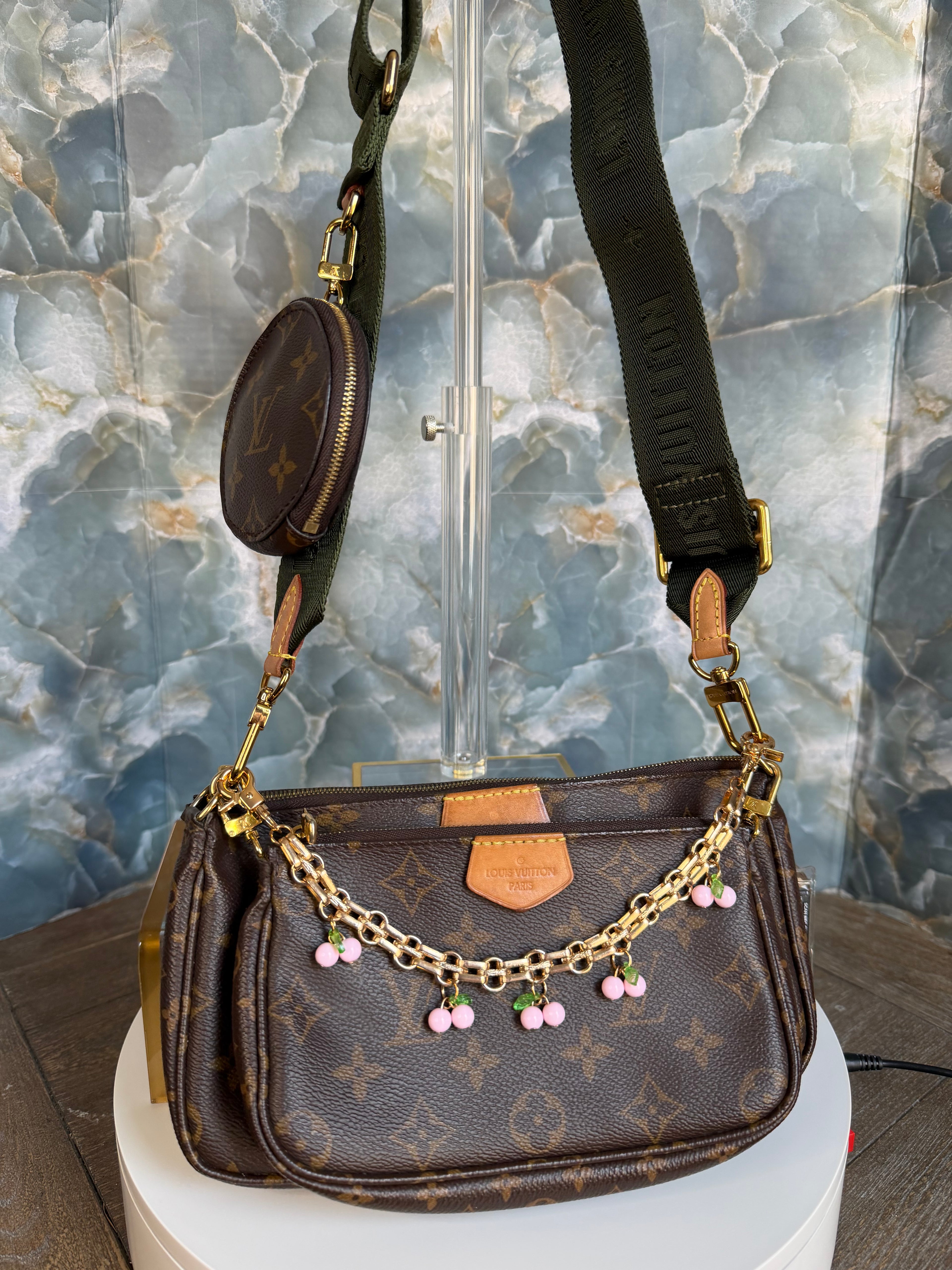 Louis Vuitton Multi Pochette