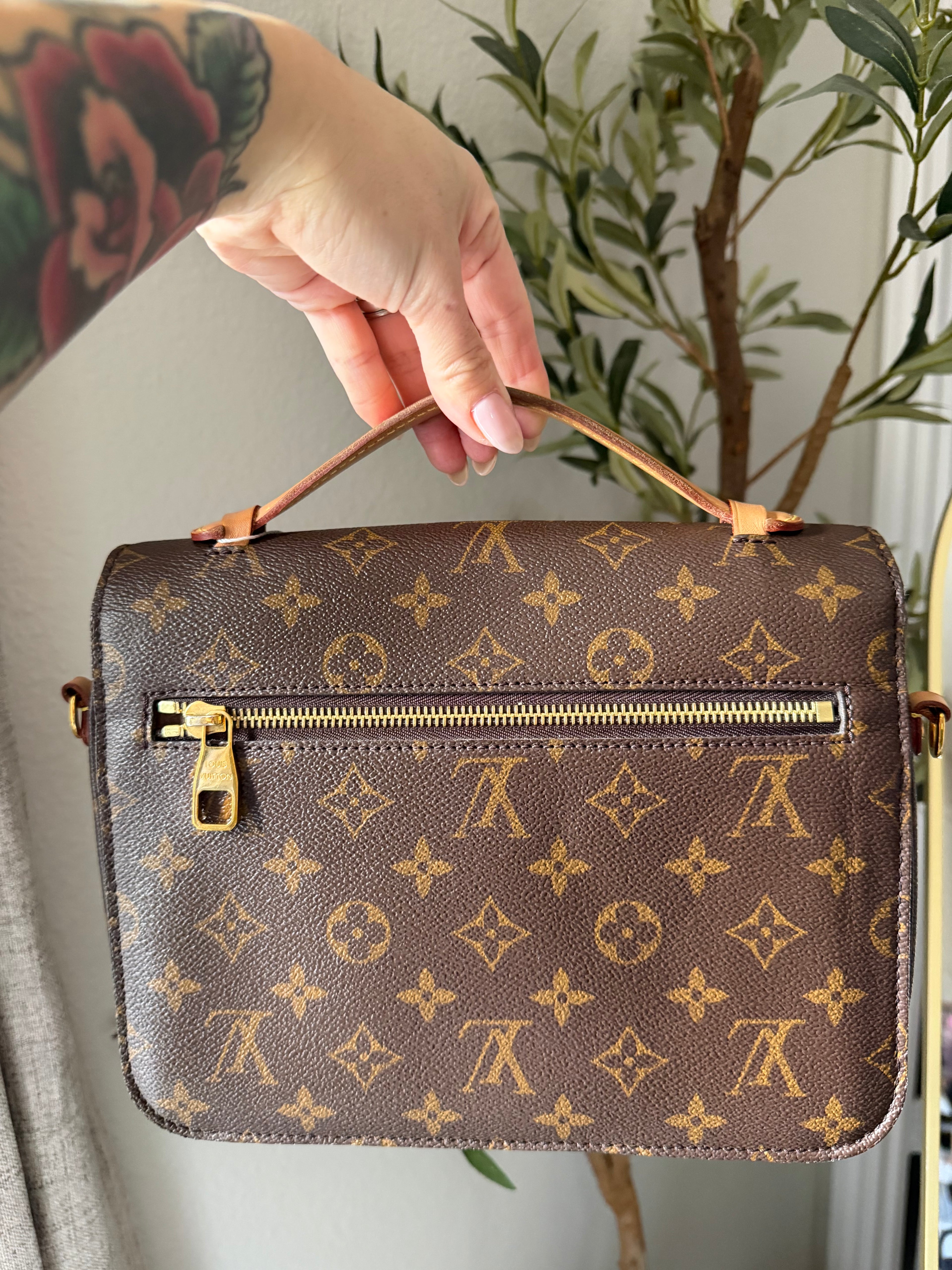 Louis Vuitton Metis Pochette