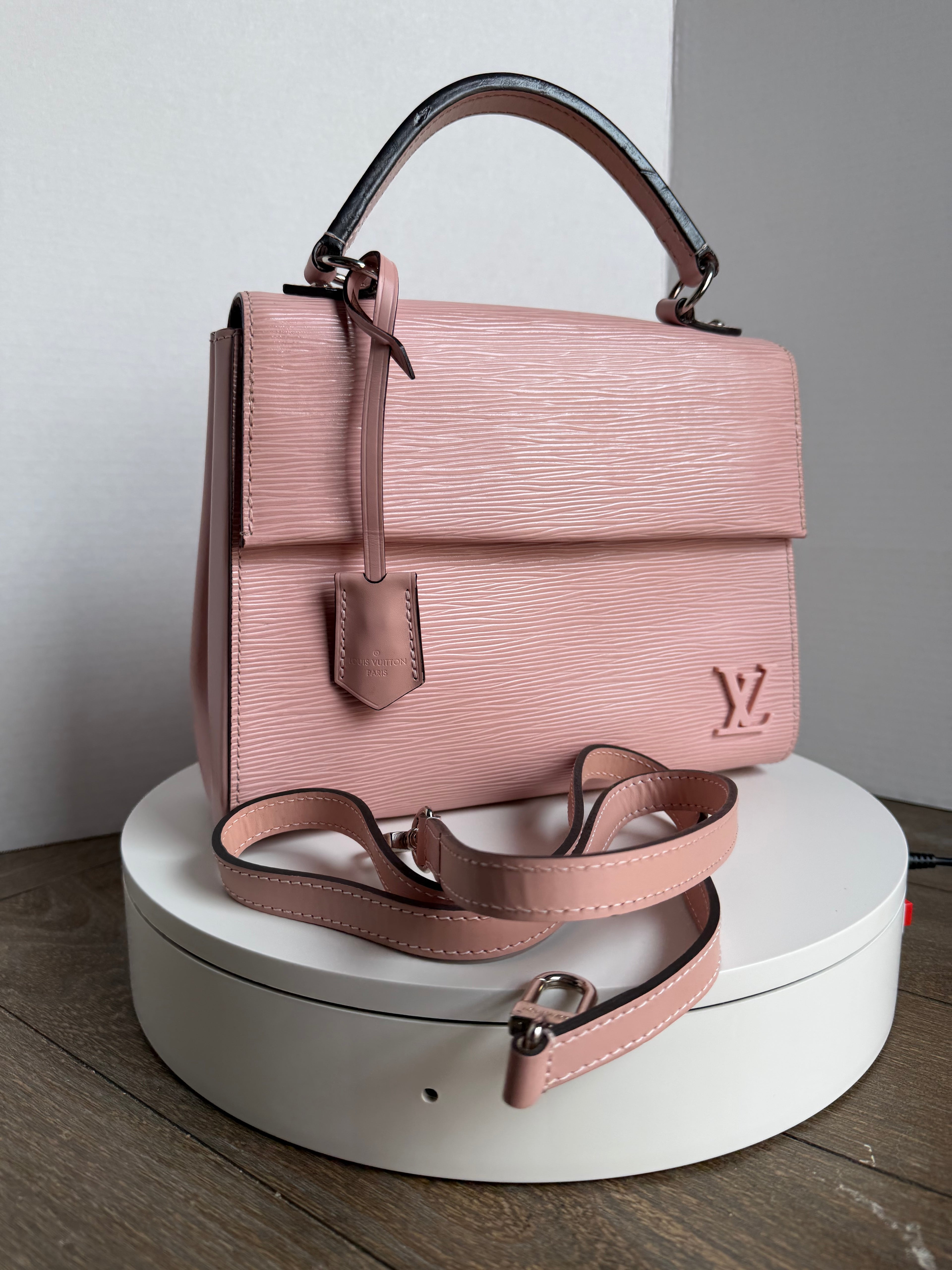 Louis Vuitton Cluny in Ballerina Pink