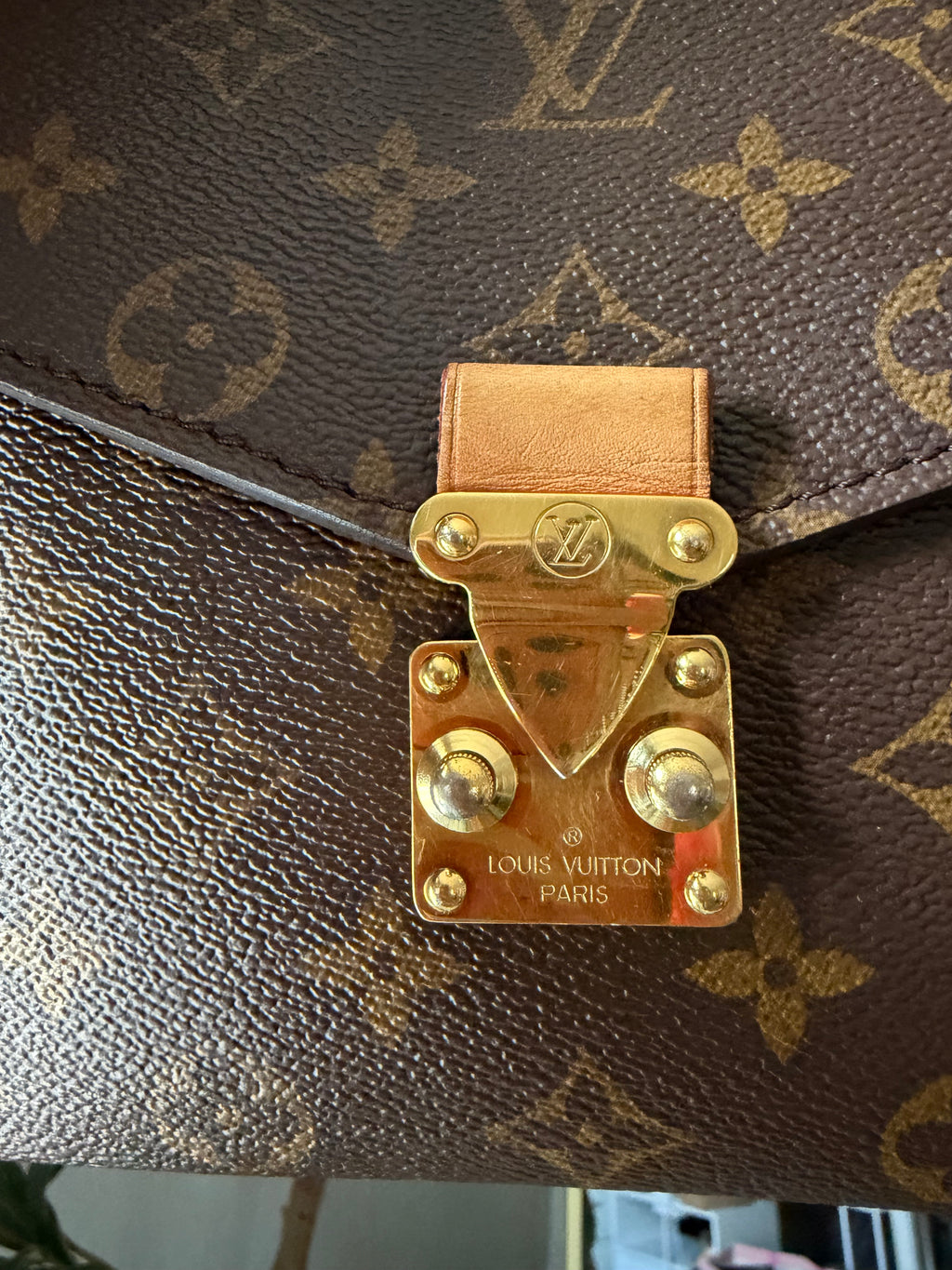 Louis Vuitton Metis Pochette