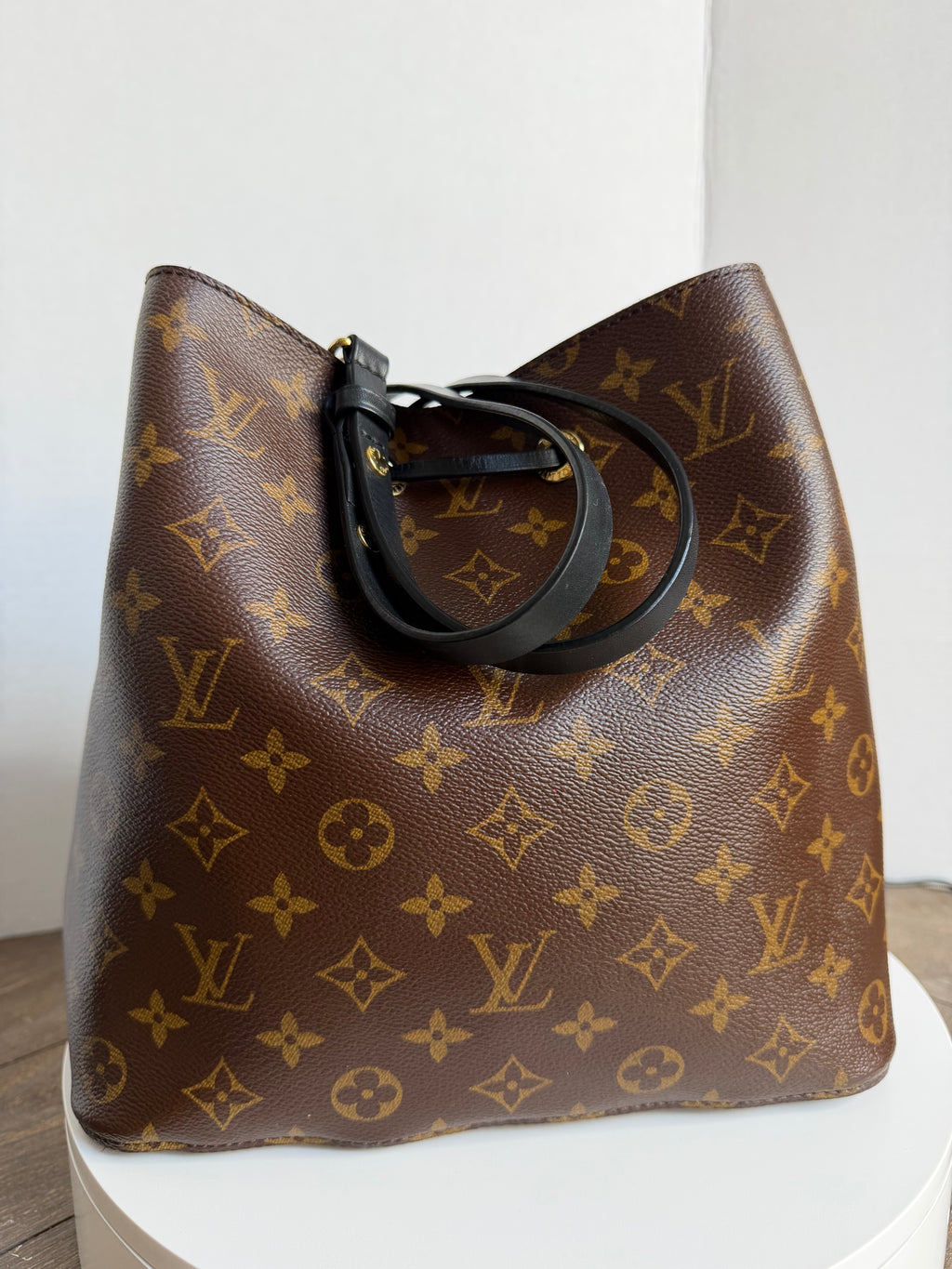 Louis Vuitton Neo Noe