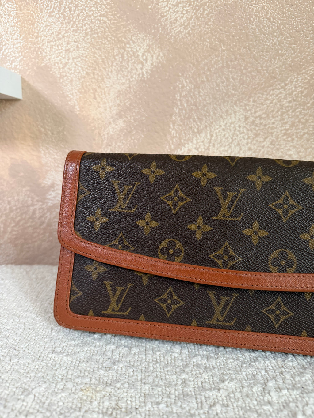 Louis Vuitton Dam Clutch