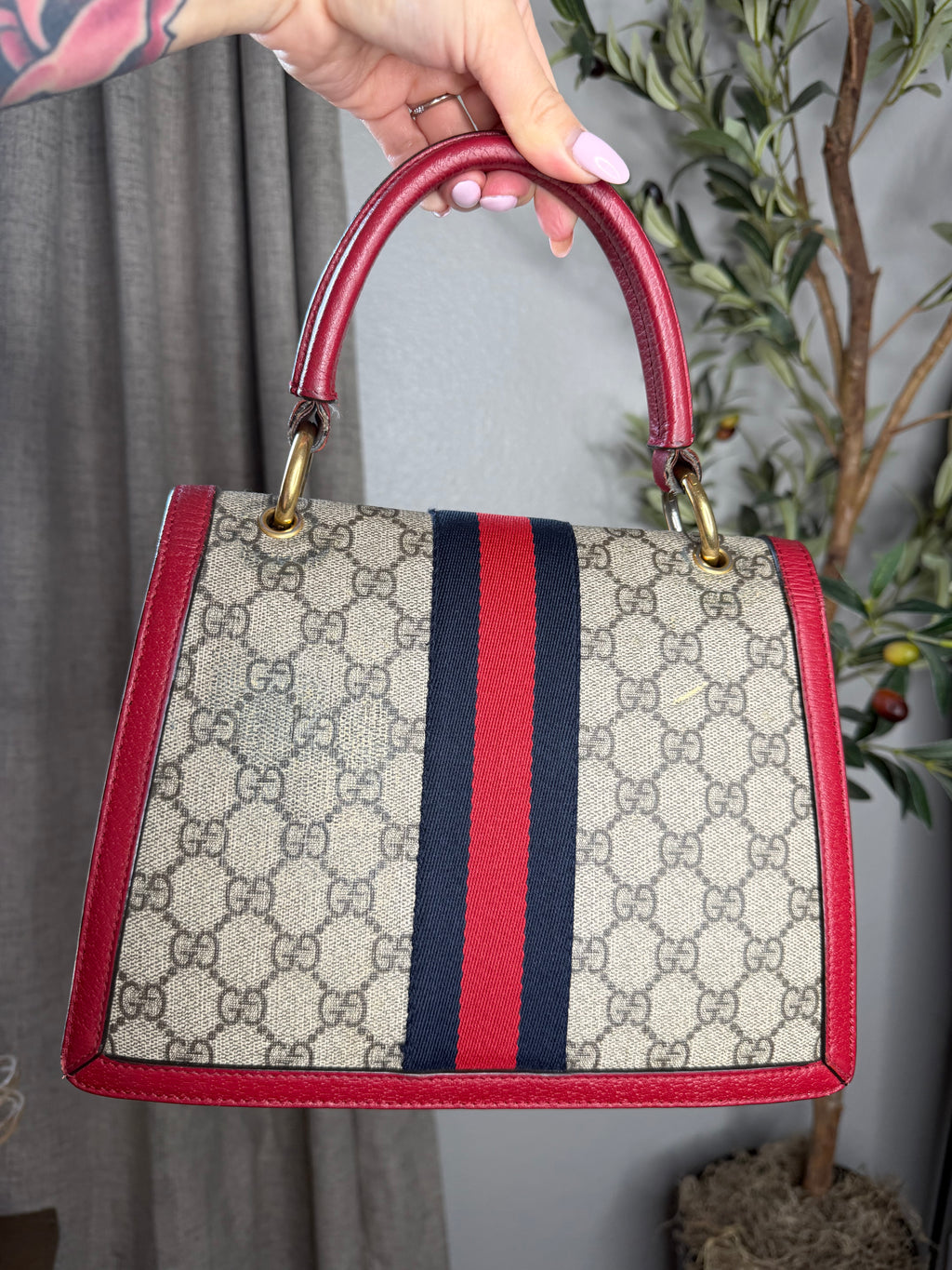 Gucci Queen Bee Margaret Top Handle with long strap