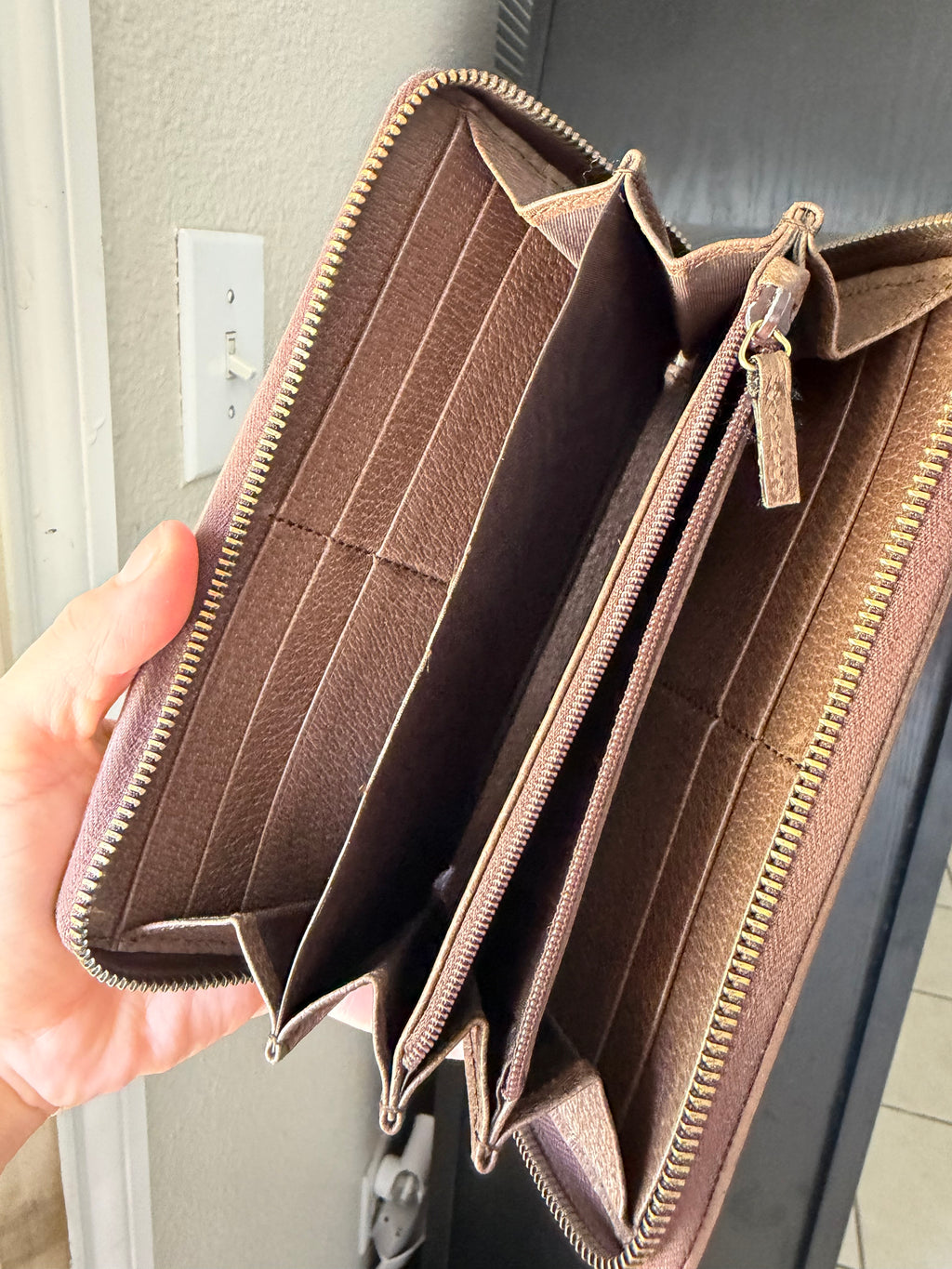 Gucci Ophidia Zip Around Wallet